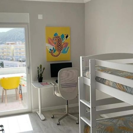 *Sea View* New 3 Bedroom Apt With Free Parking 塞辛布拉 外观 照片
